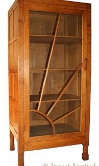 MARTIN DUTTON LIZARDMAN YORKSHIRE OAK DISPLAY CABINET