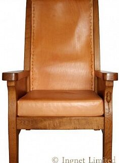 ROBERT MOUSEMAN THOMPSON OAK SMOKING CHAIR