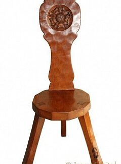 THOMAS GNOMEMAN WHITTAKER ADZED OAK SPINNING STOOL WITH CARVED YORKSHIRE ROSE CARVING