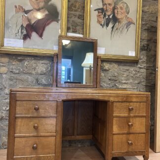 ROBERT MOUSEMAN THOMPSON CLASSIC FULLY ADZED DRESSING TABLE