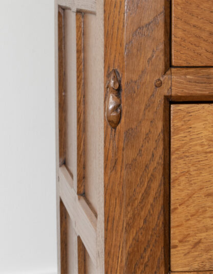 ROBERT MOUSEMAN THOMPSON   OAK CHEST OF DRAWERS - Image 15