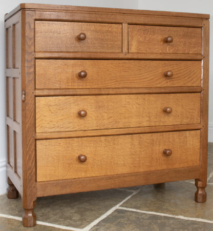 ROBERT MOUSEMAN THOMPSON   OAK CHEST OF DRAWERS - Image 6