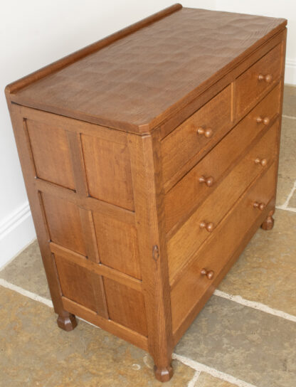 ROBERT MOUSEMAN THOMPSON   OAK CHEST OF DRAWERS - Image 9