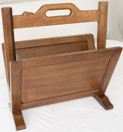 ROBERT MOUSEMAN THOMPSON OAK MAGAZINE RACK - Image 5