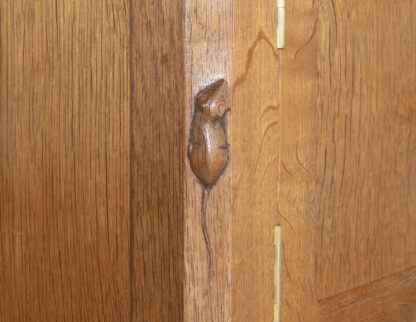 ROBERT MOUSEMAN THOMPSON OAK MEDIA CUPBOARD - Image 12