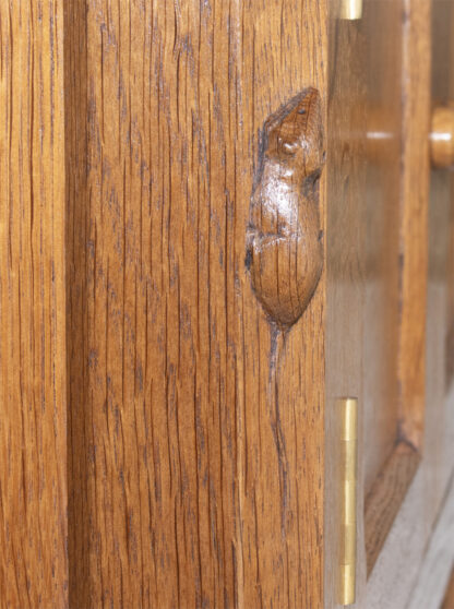 ROBERT MOUSEMAN THOMPSON OAK MEDIA CUPBOARD - Image 14