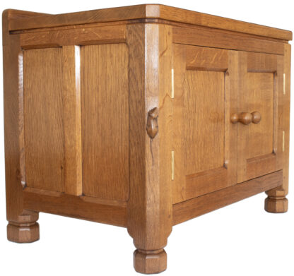 ROBERT MOUSEMAN THOMPSON OAK MEDIA CUPBOARD - Image 5