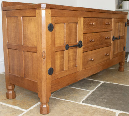 ROBERT MOUSEMAN THOMPSON OAK ADZED TOP SIDEBOARD - Image 6