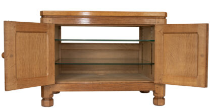 ROBERT MOUSEMAN THOMPSON OAK MEDIA CUPBOARD - Image 7