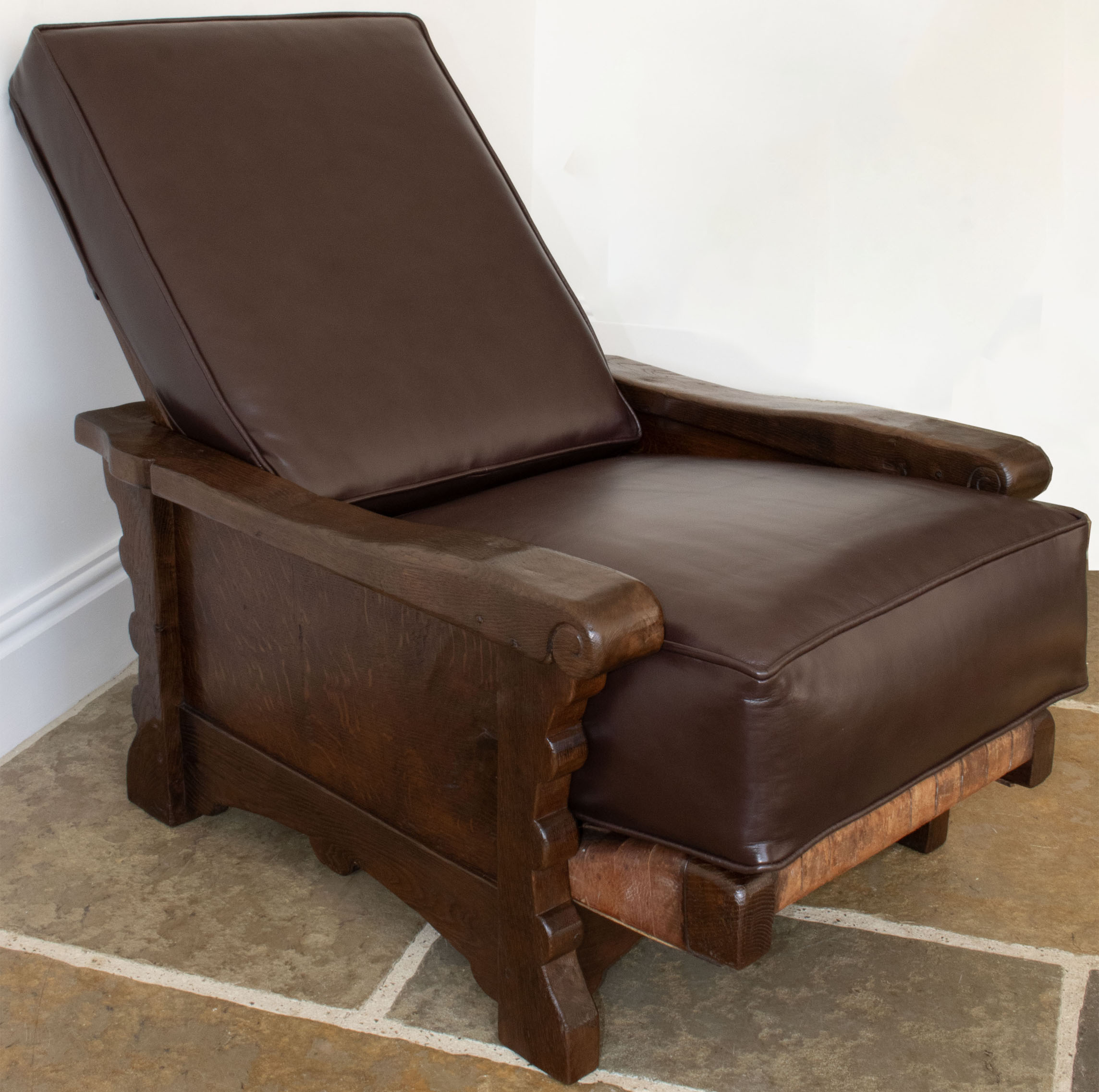 ROBERT MOUSEMAN THOMPSON RARE EARLY OAK RECLINING CHAIR - Image 11