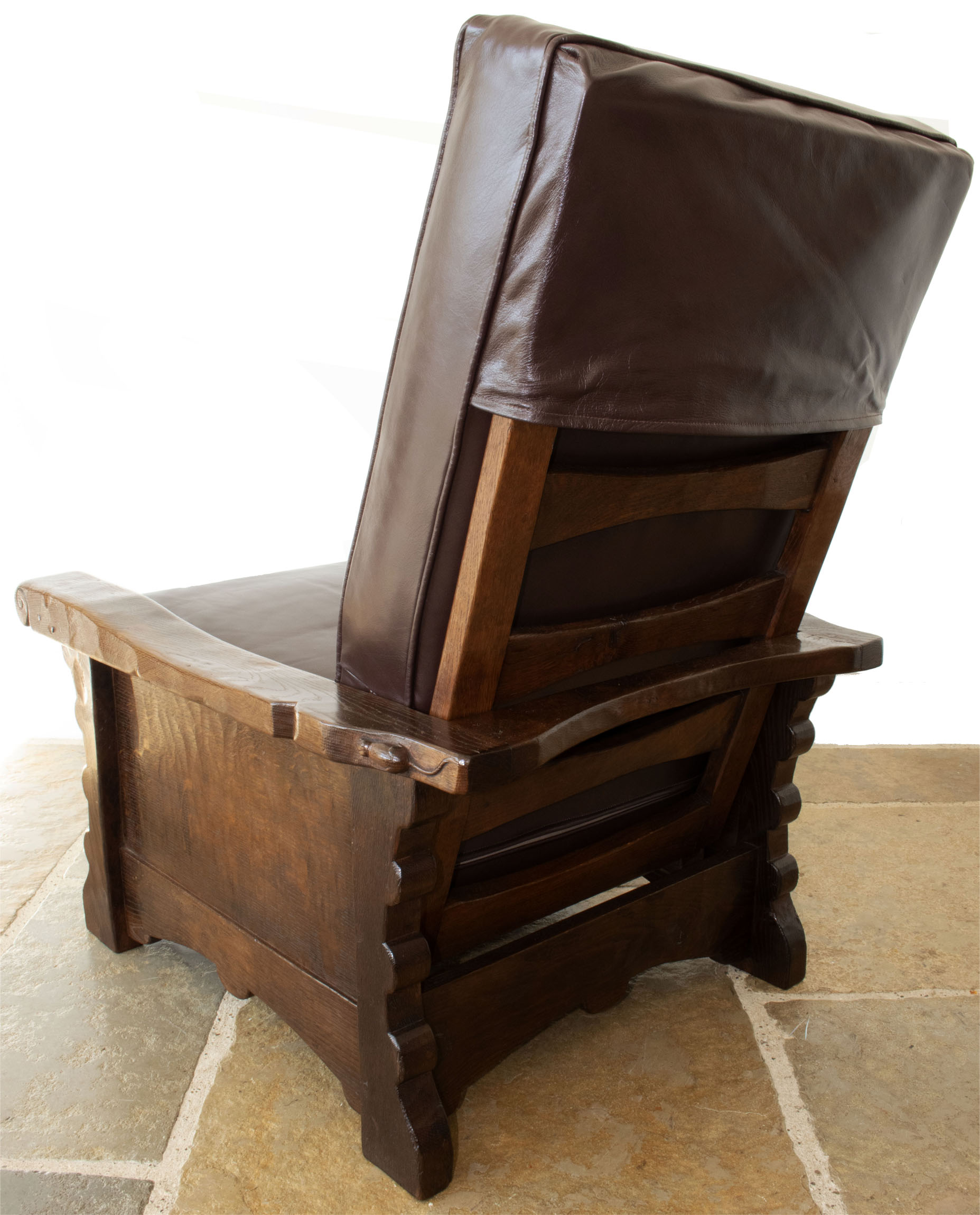 ROBERT MOUSEMAN THOMPSON RARE EARLY OAK RECLINING CHAIR - Image 15