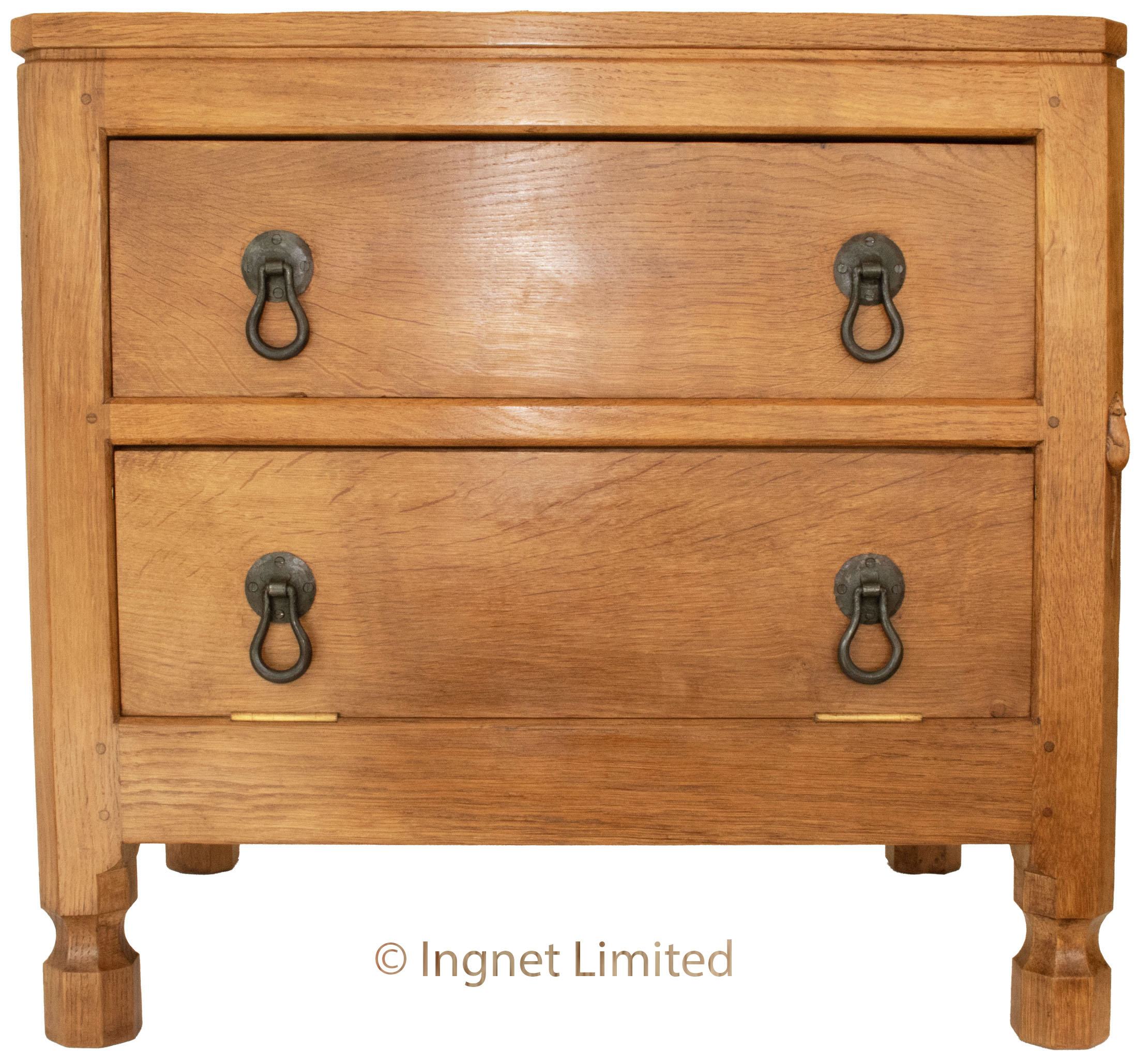 ROBERT MOUSEMAN THOMPSON OAK PANELLED TELEVISION DVD CUPBOARD - Image 3